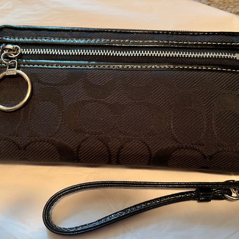 Coach wallet